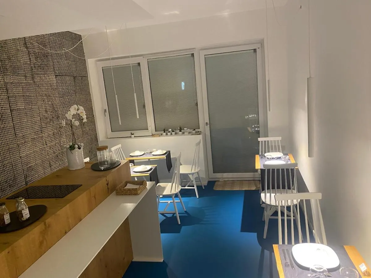 シラクーサ Near Ortigia Bed & Breakfast 0*,